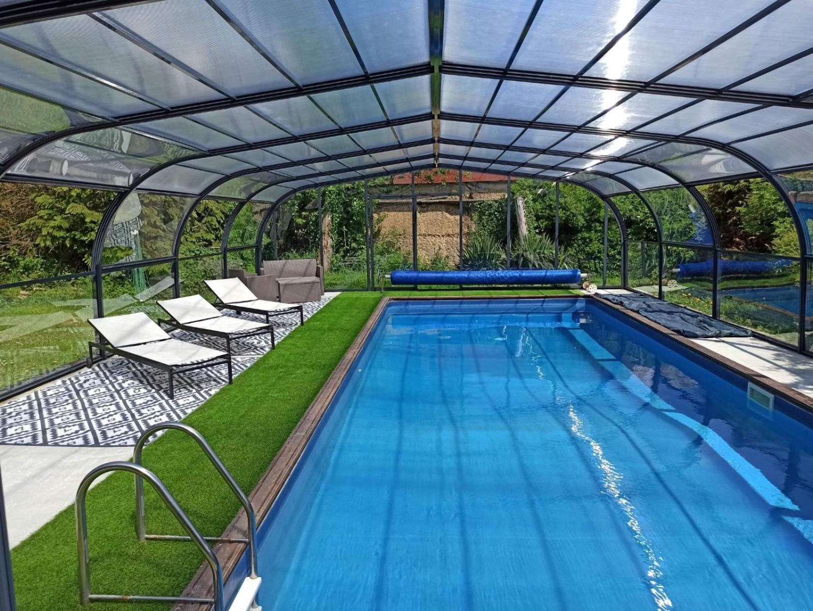 La Petellerie, Maison De Campagne Avec Piscine Pour Un Sejour Detente Moyon Exteriör bild